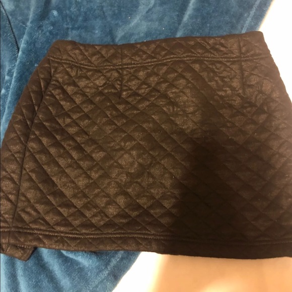 skirt - Picture 4 of 4